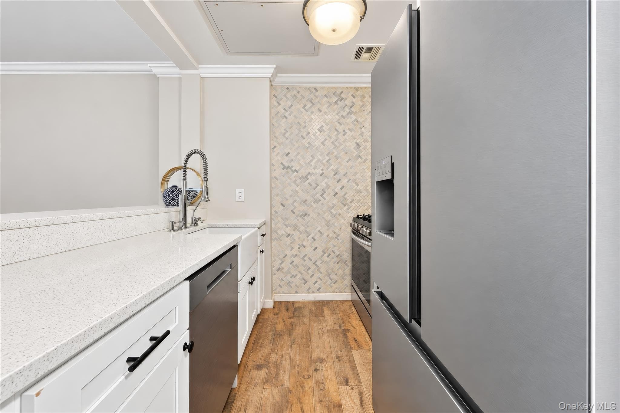 217 Sunset Boulevard Unit: 9217G thumbnail 19
