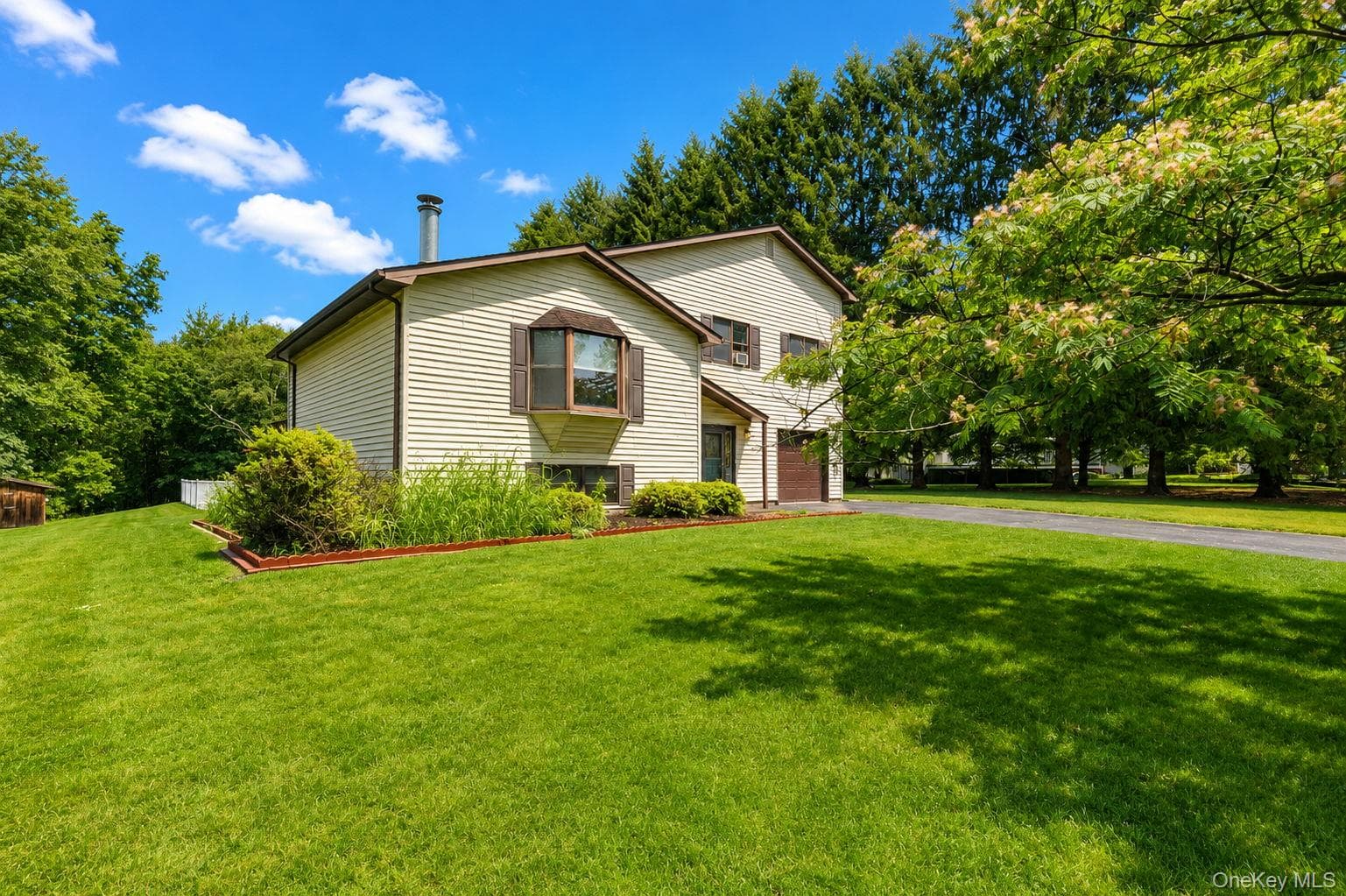 18 Hillside Road thumbnail 19