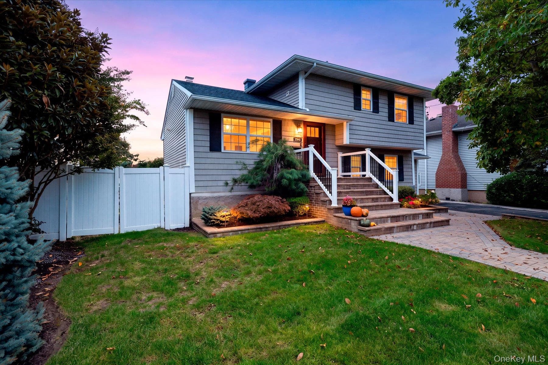 2941 Shore Road photo 1