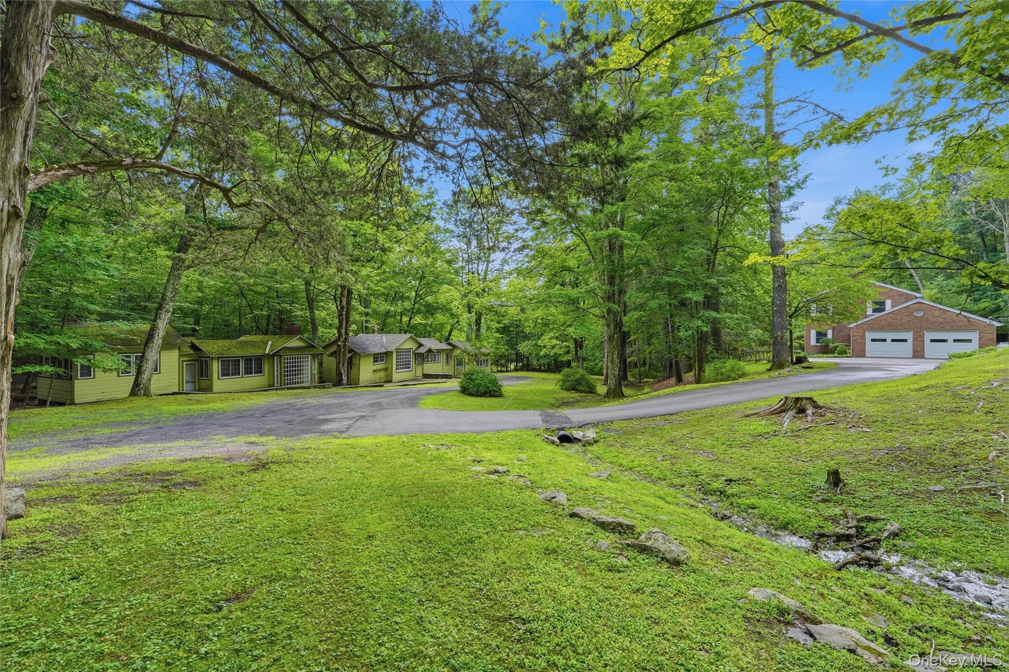 2320 Glasco Turnpike thumbnail 43