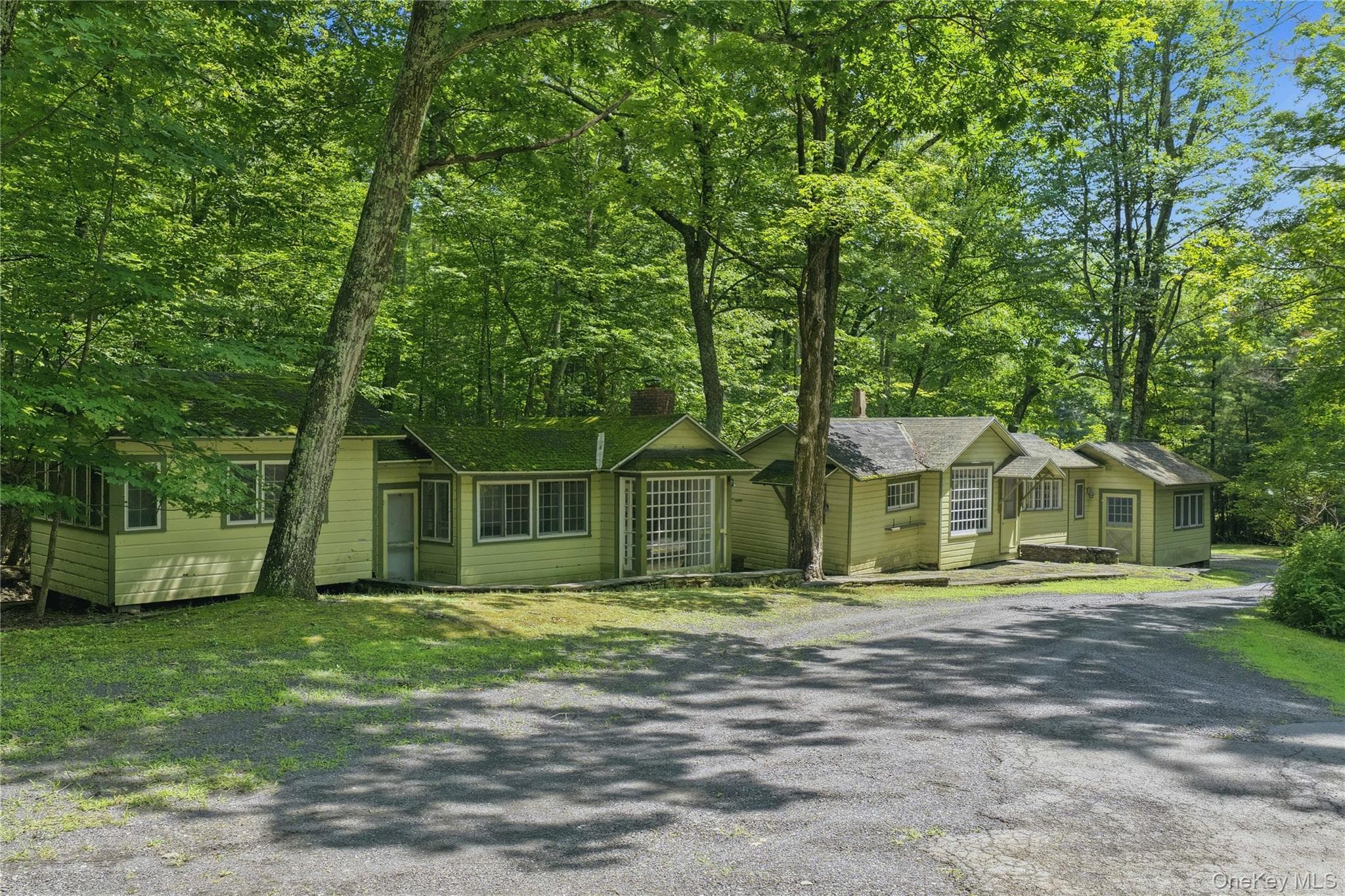 2320 Glasco Turnpike thumbnail 44