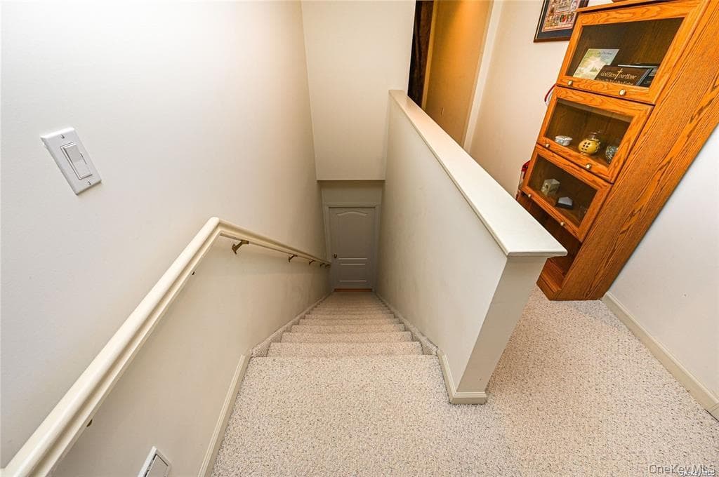 828 Pondview Road thumbnail 27