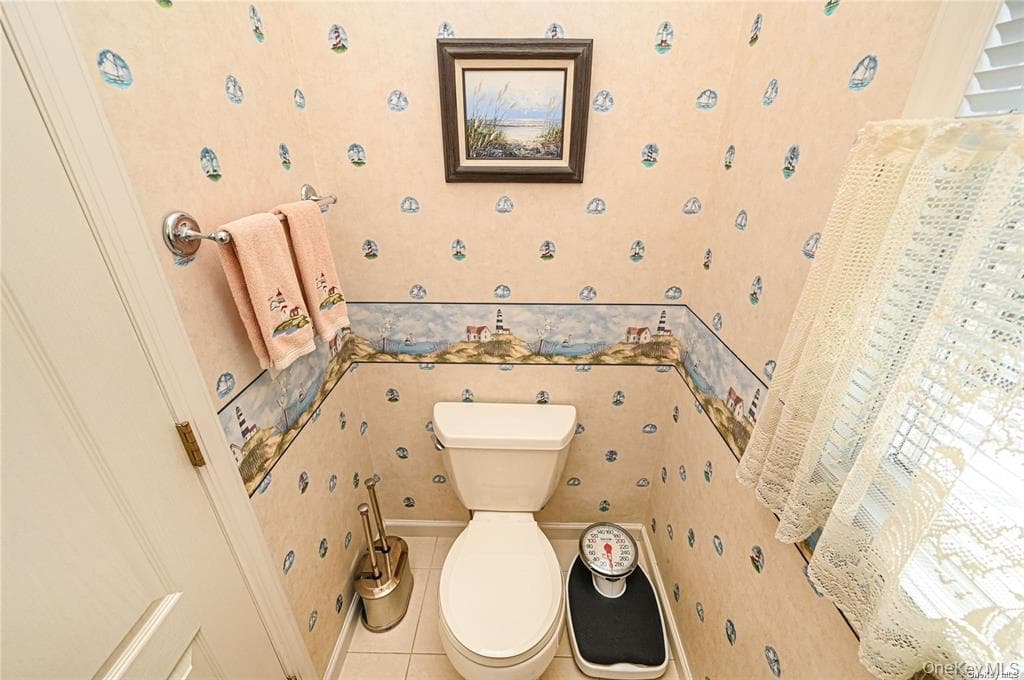 828 Pondview Road thumbnail 12