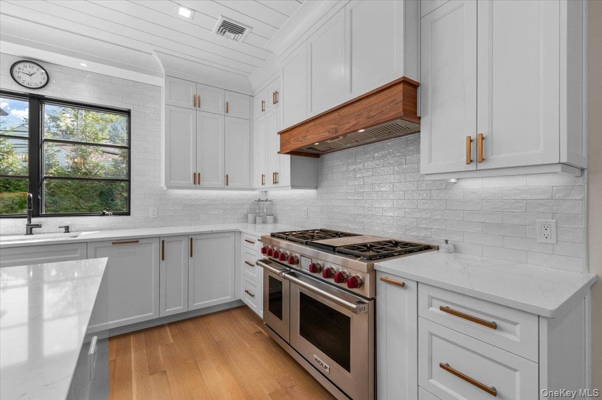 264 Northwoods Road thumbnail 20