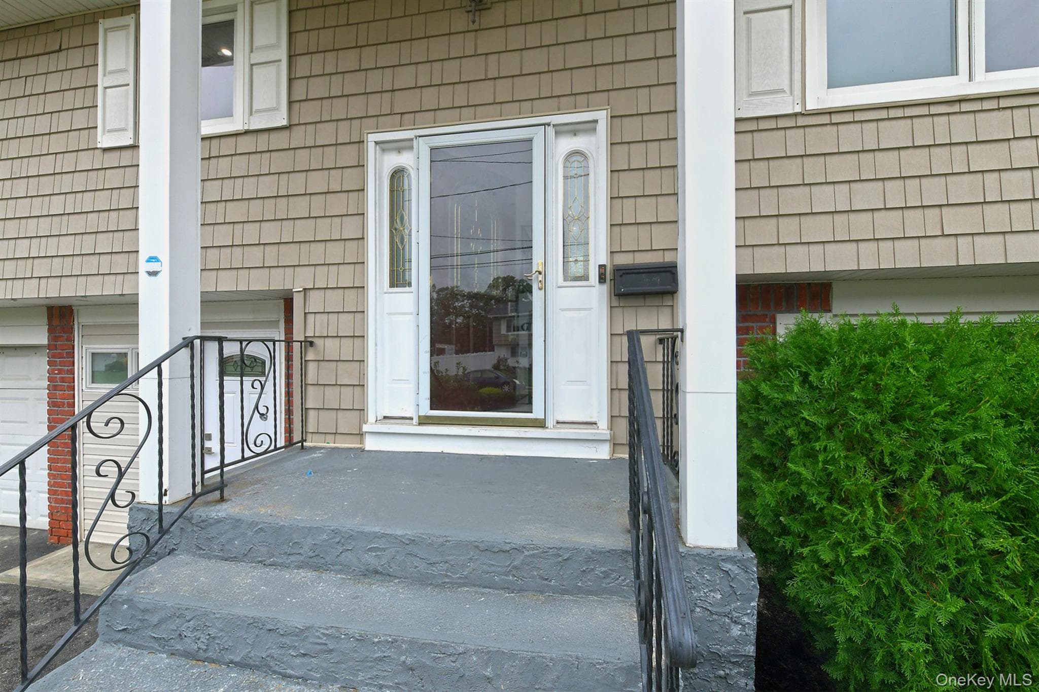 105 N Lewis Avenue thumbnail 6