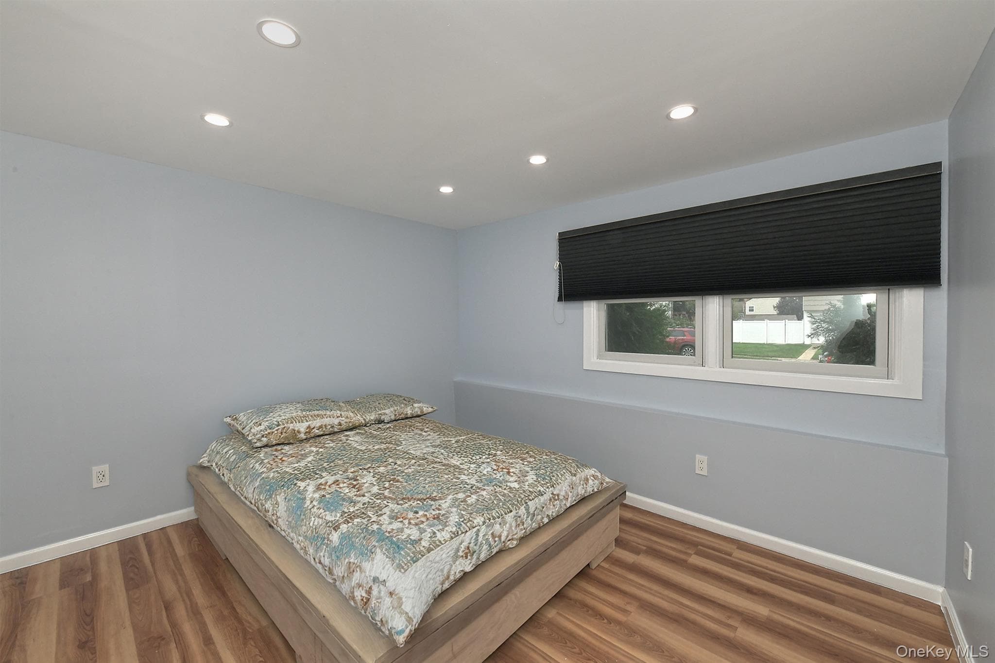 105 N Lewis Avenue thumbnail 29