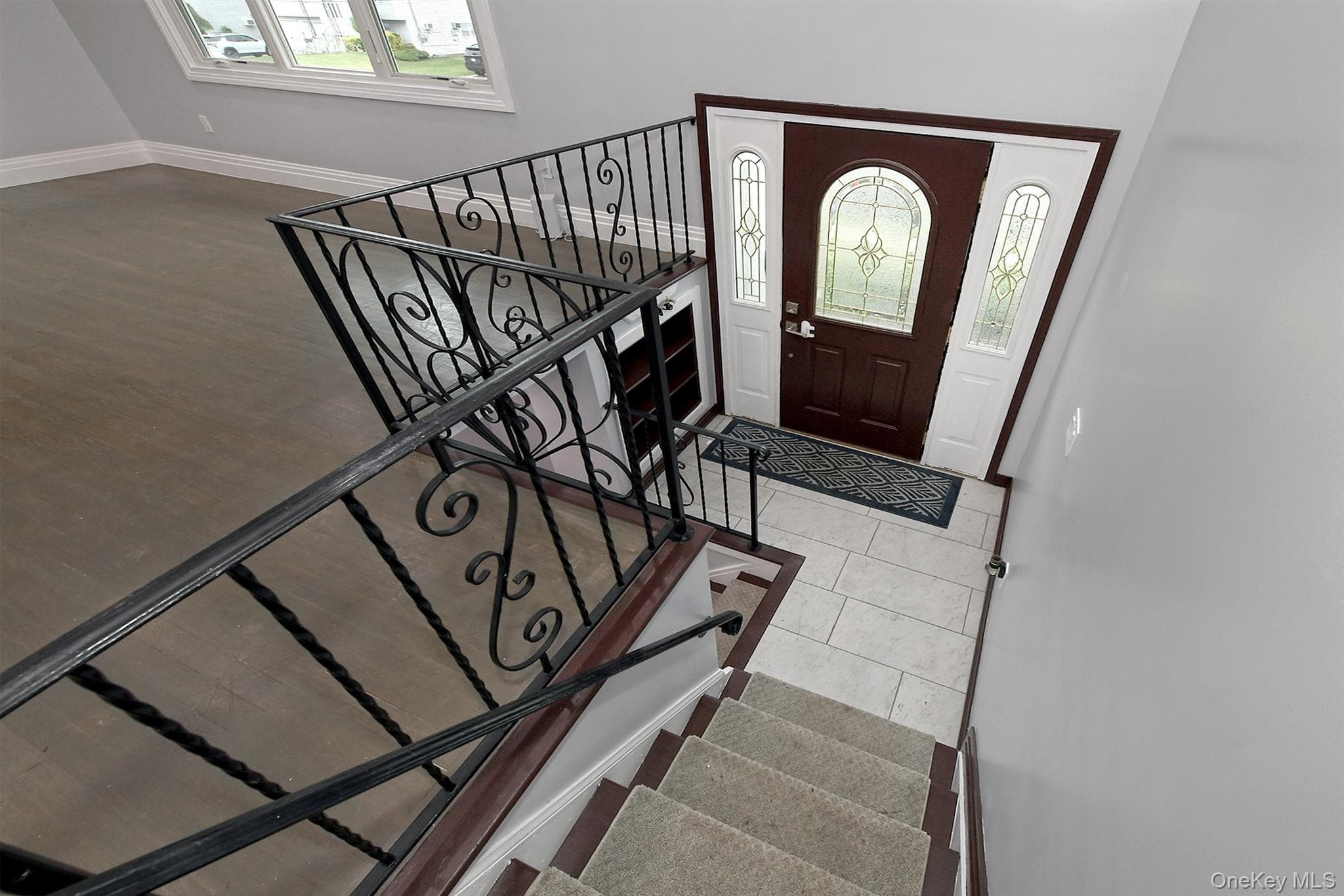 105 N Lewis Avenue thumbnail 8