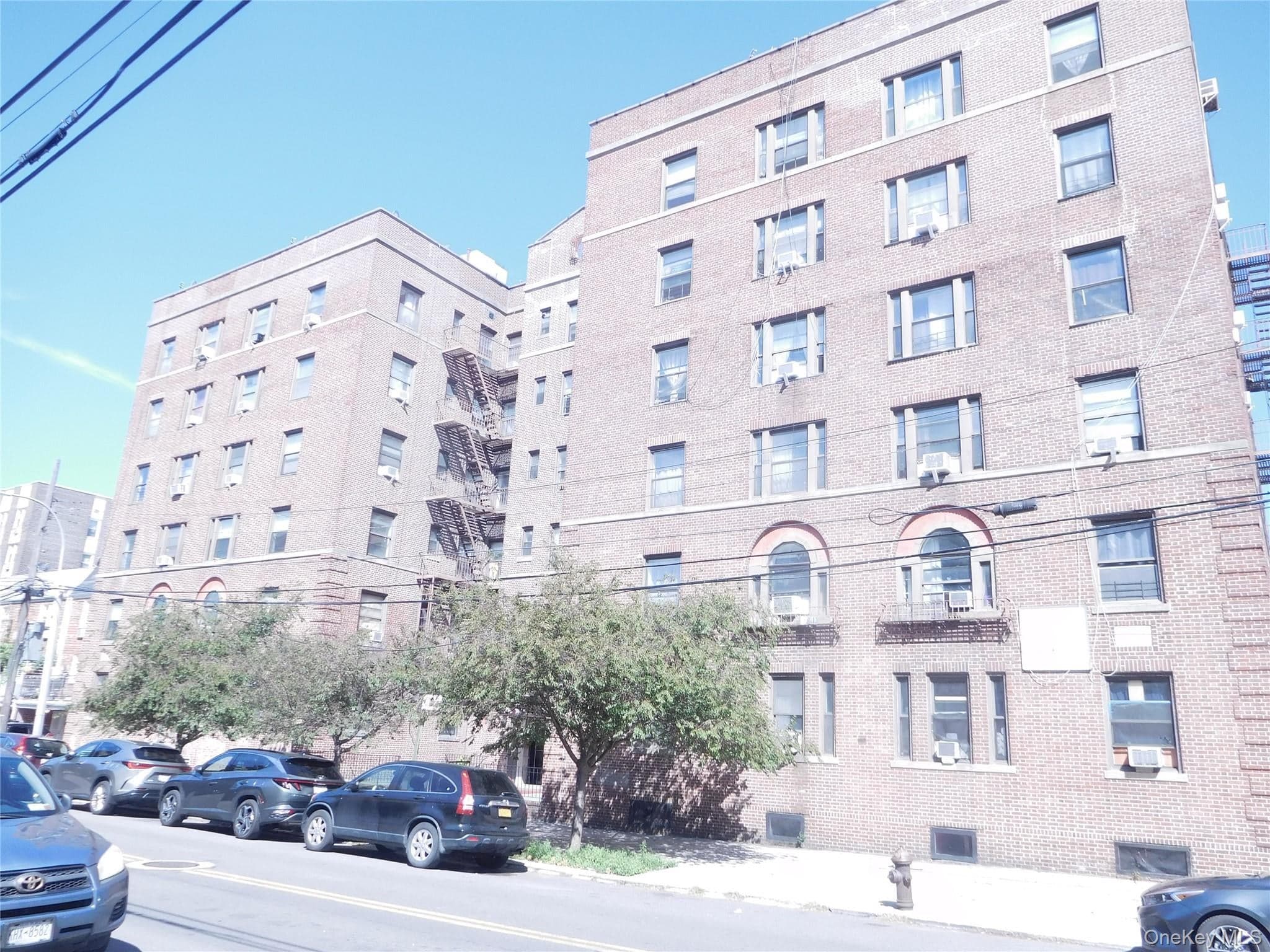 33-38 Parsons Boulevard Unit: 1H, Flushing