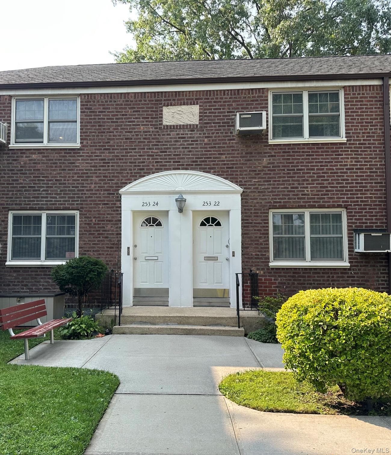 253-24 61st Avenue Ave Unit: 24, Little Neck