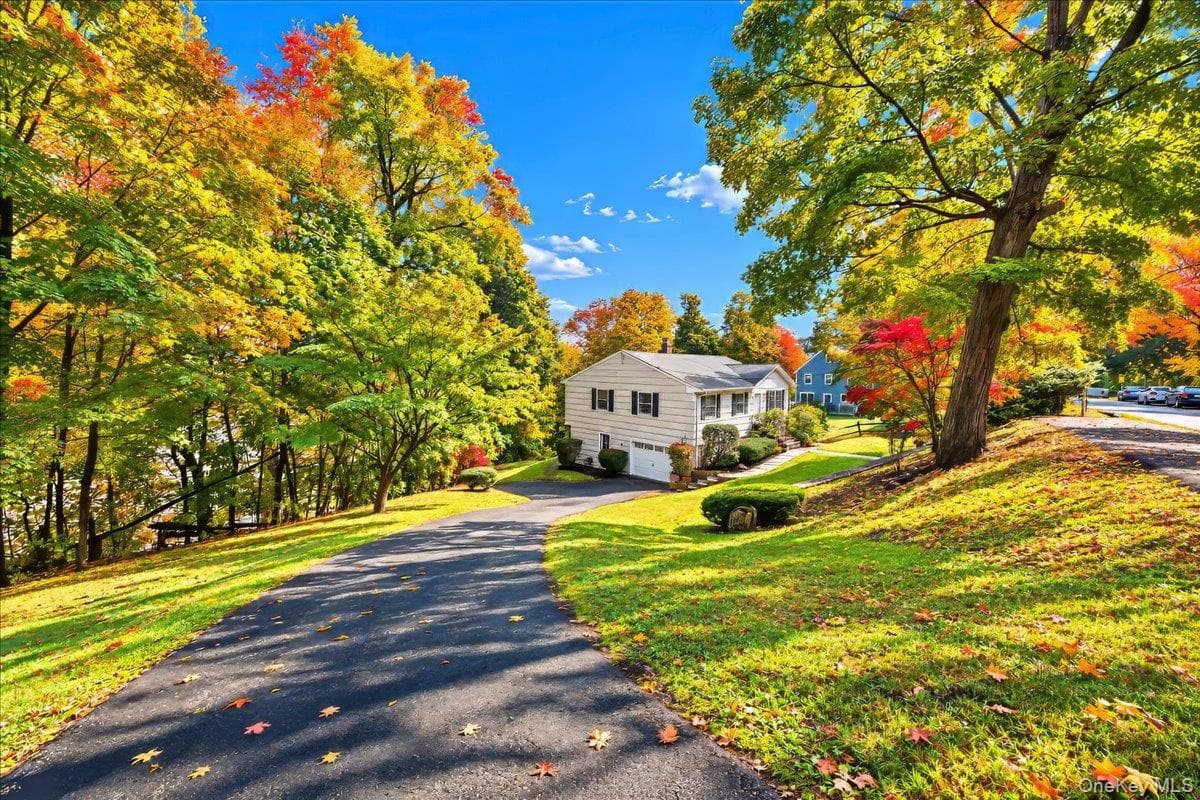 7 Meadowbrook Drive thumbnail 38