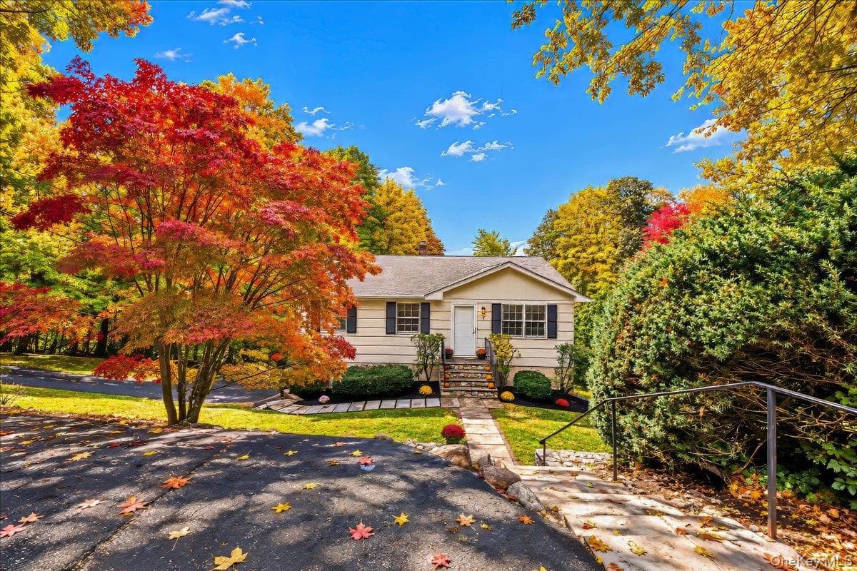 7 Meadowbrook Drive thumbnail 2