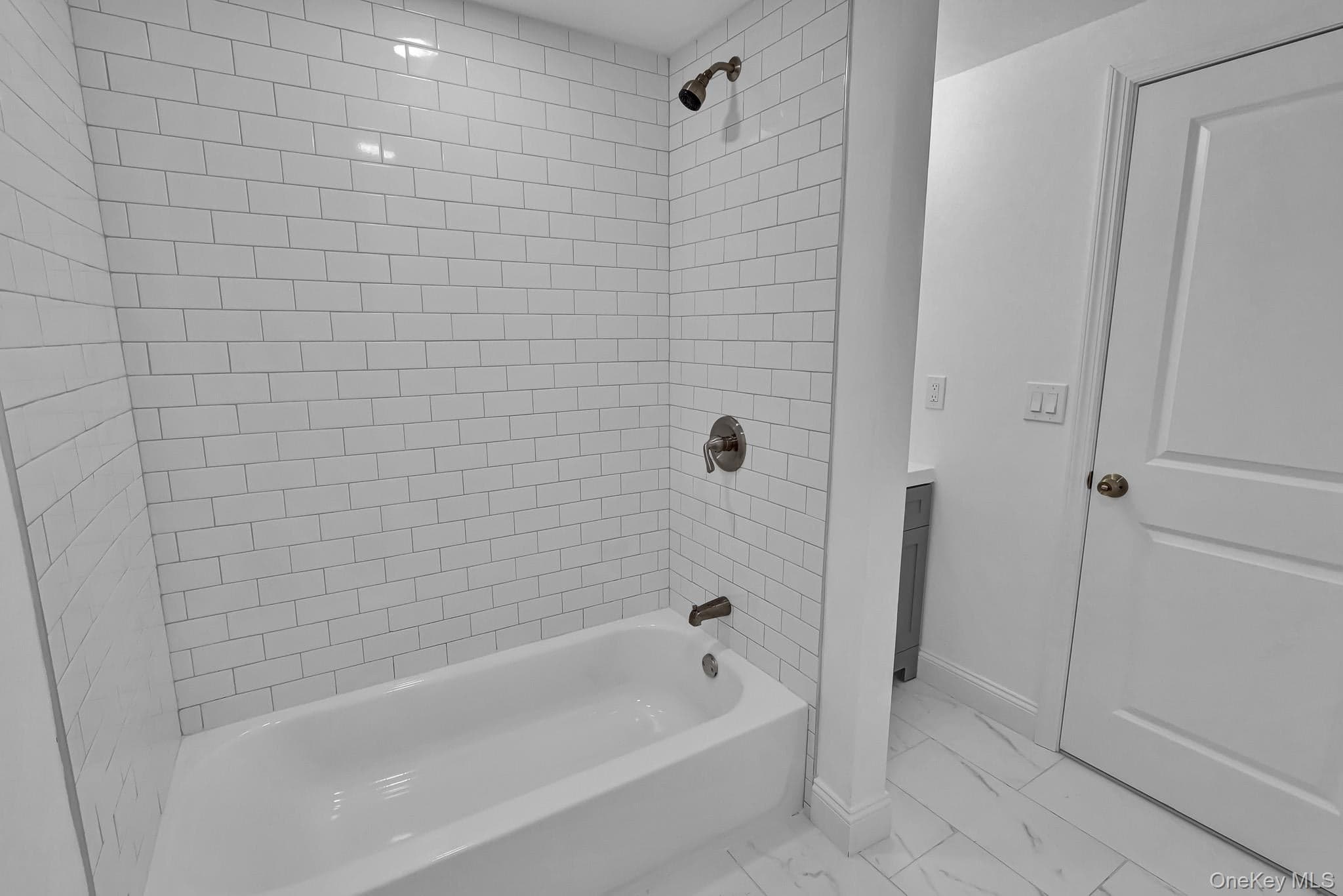 38 Miller Avenue thumbnail 13