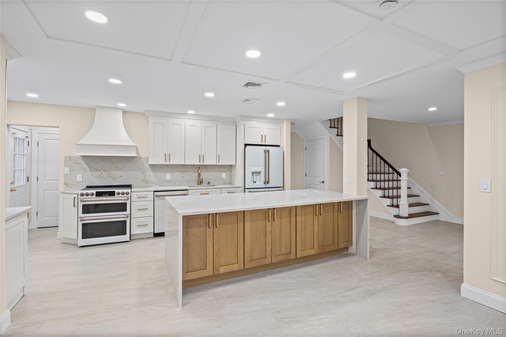 289 Lido Boulevard thumbnail 7