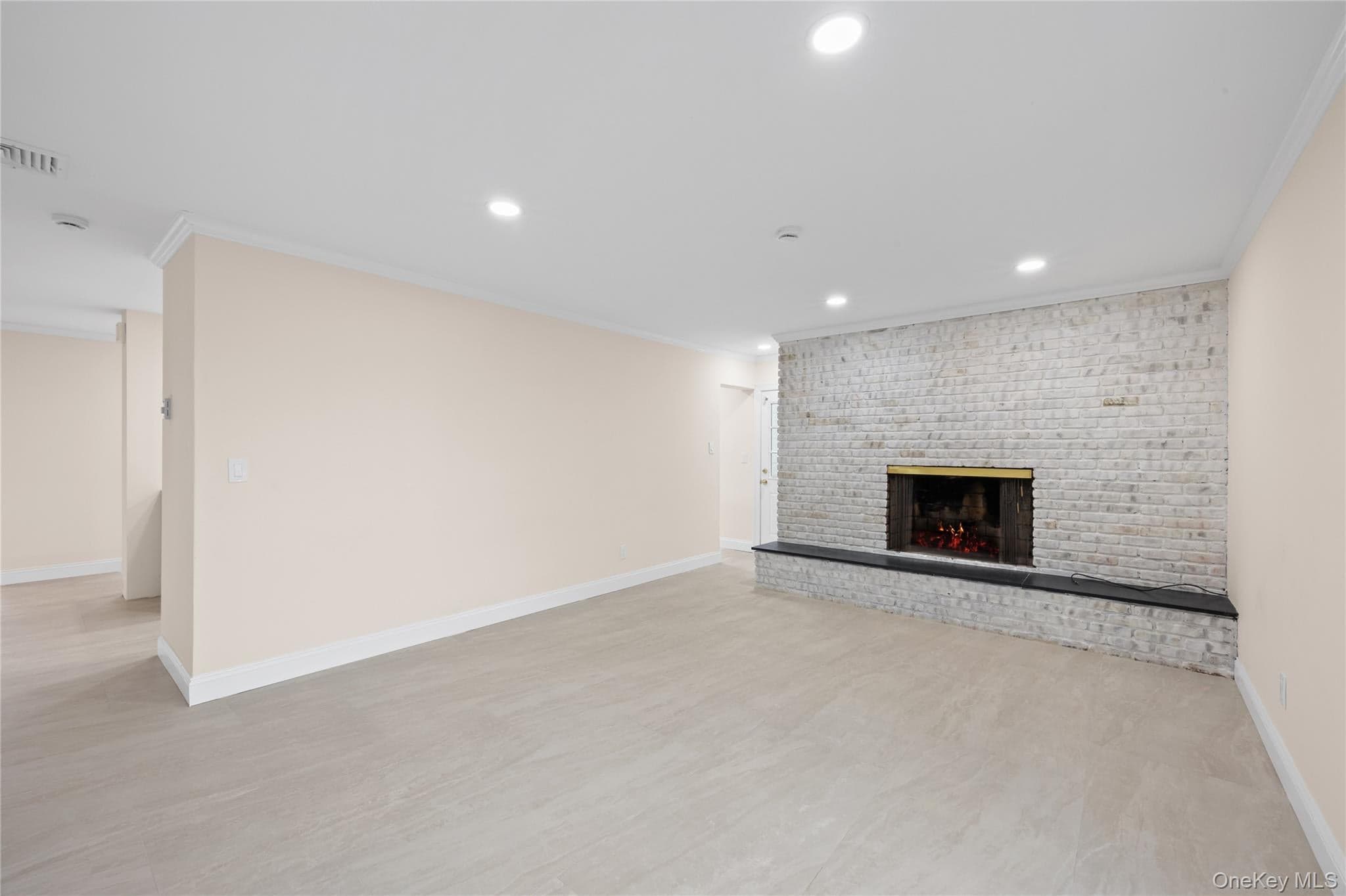 289 Lido Boulevard thumbnail 18