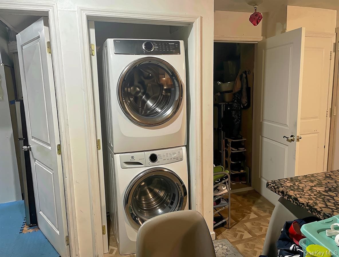 11232 38th Avenue Unit: 1B thumbnail 6