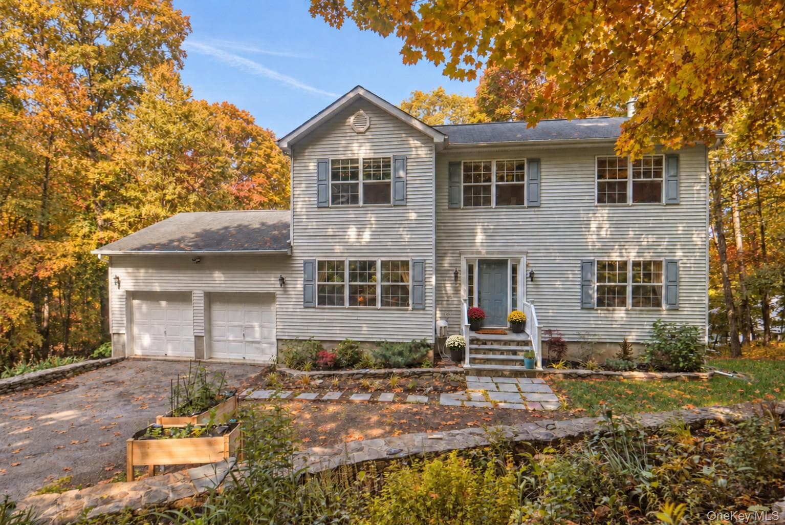 45 Willow Lake Drive thumbnail 3