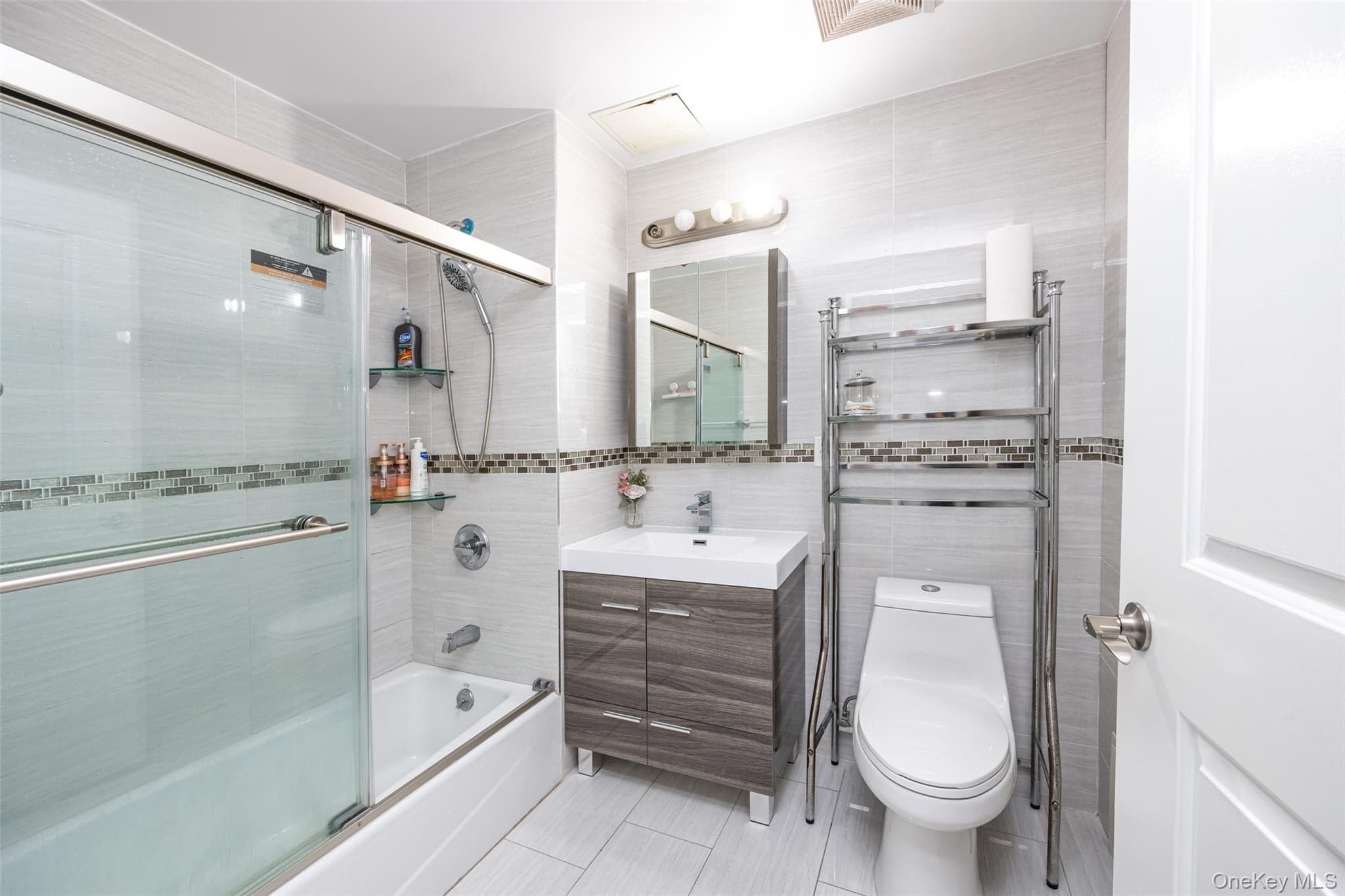 13620 Booth Memorial Avenue Unit: 2A thumbnail 8
