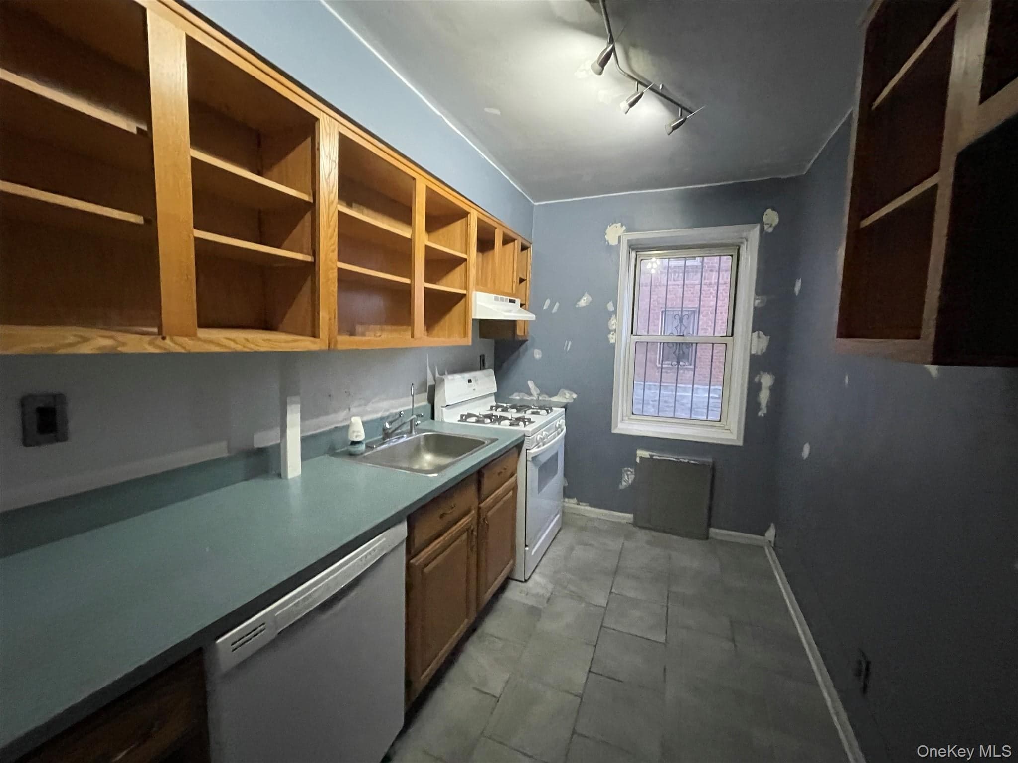 70 Locust Avenue Unit: B114 thumbnail 4