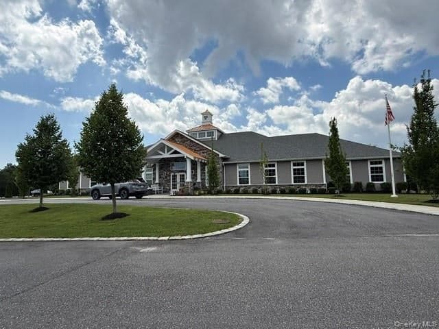 61 Avery Drive thumbnail 25