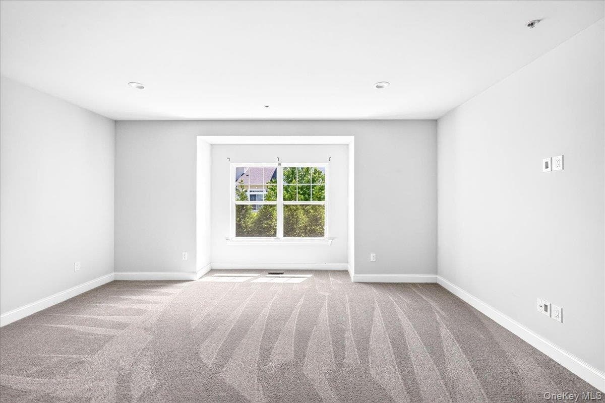 61 Avery Drive thumbnail 11