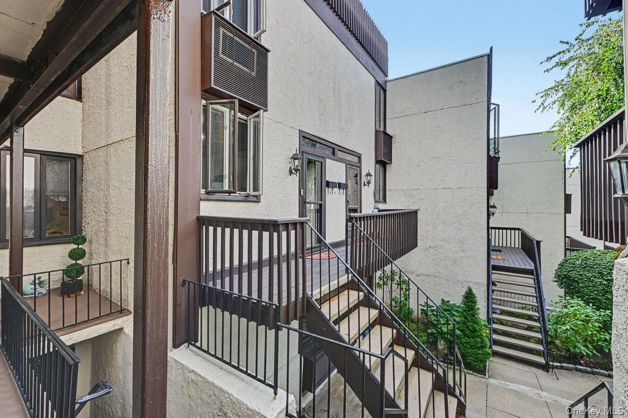 1200 Warburton Avenue Unit: 41 thumbnail 2