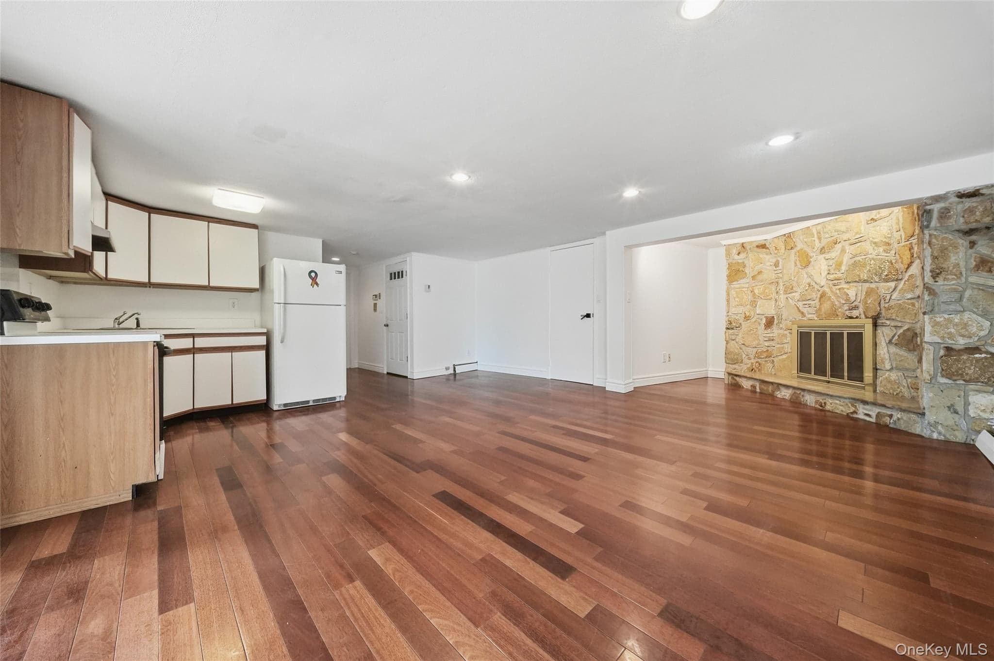 3400 Courtney Place thumbnail 15