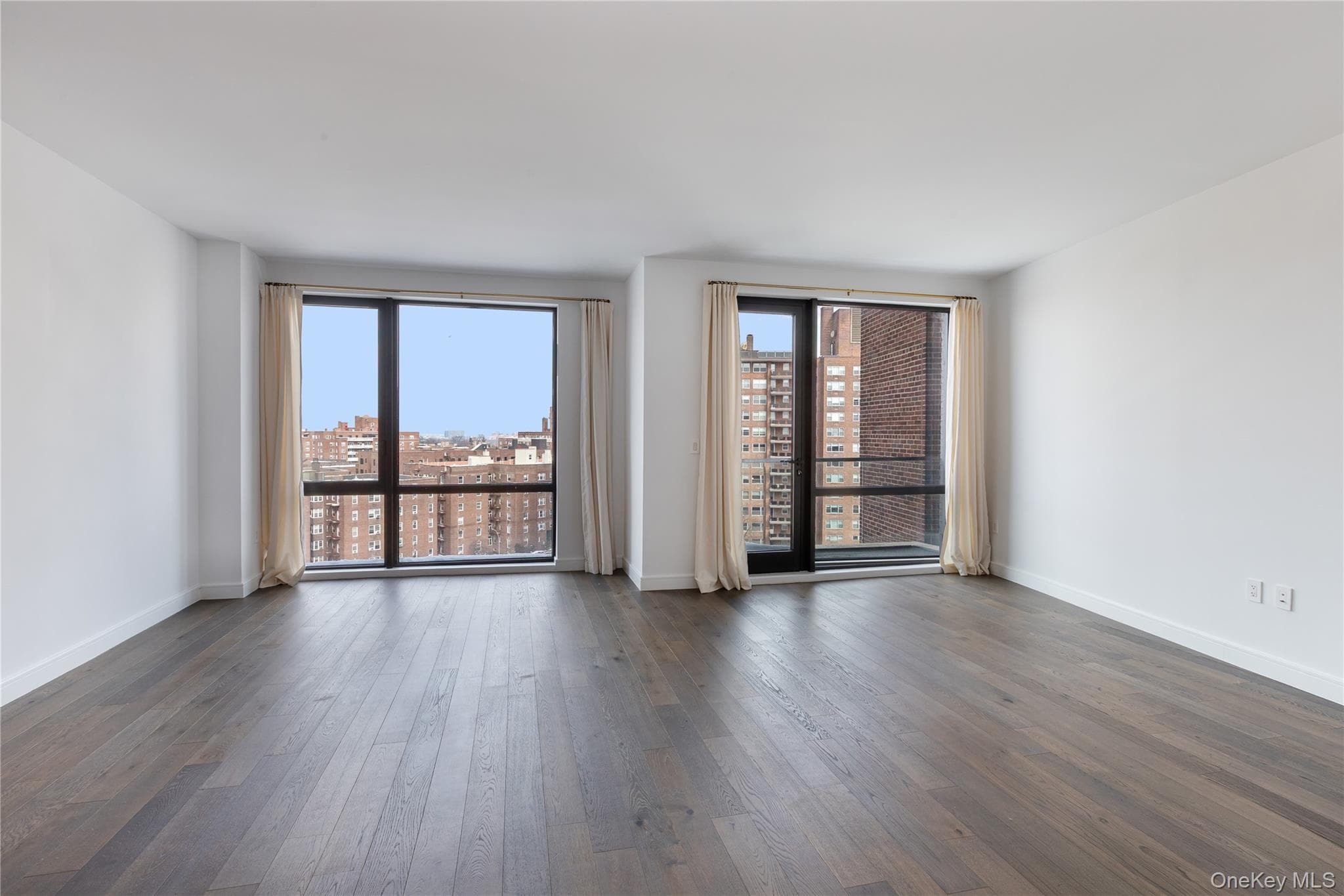 107-06 Queens Boulevard Unit: 8H thumbnail 3