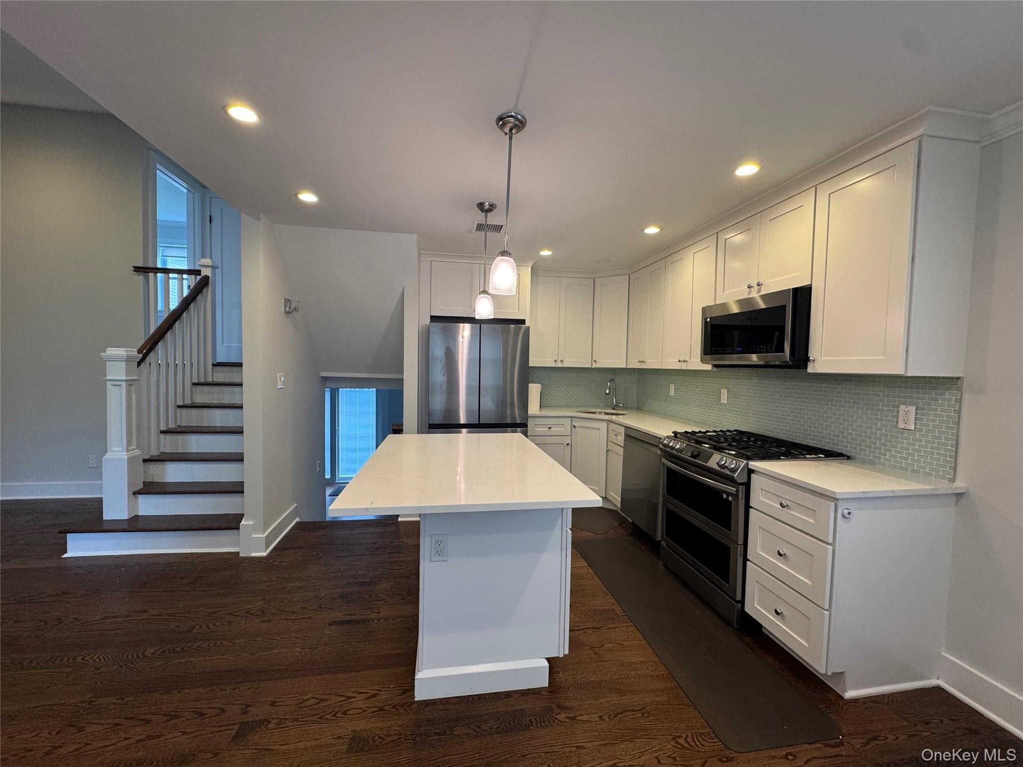 3215 Eastern Parkway thumbnail 6