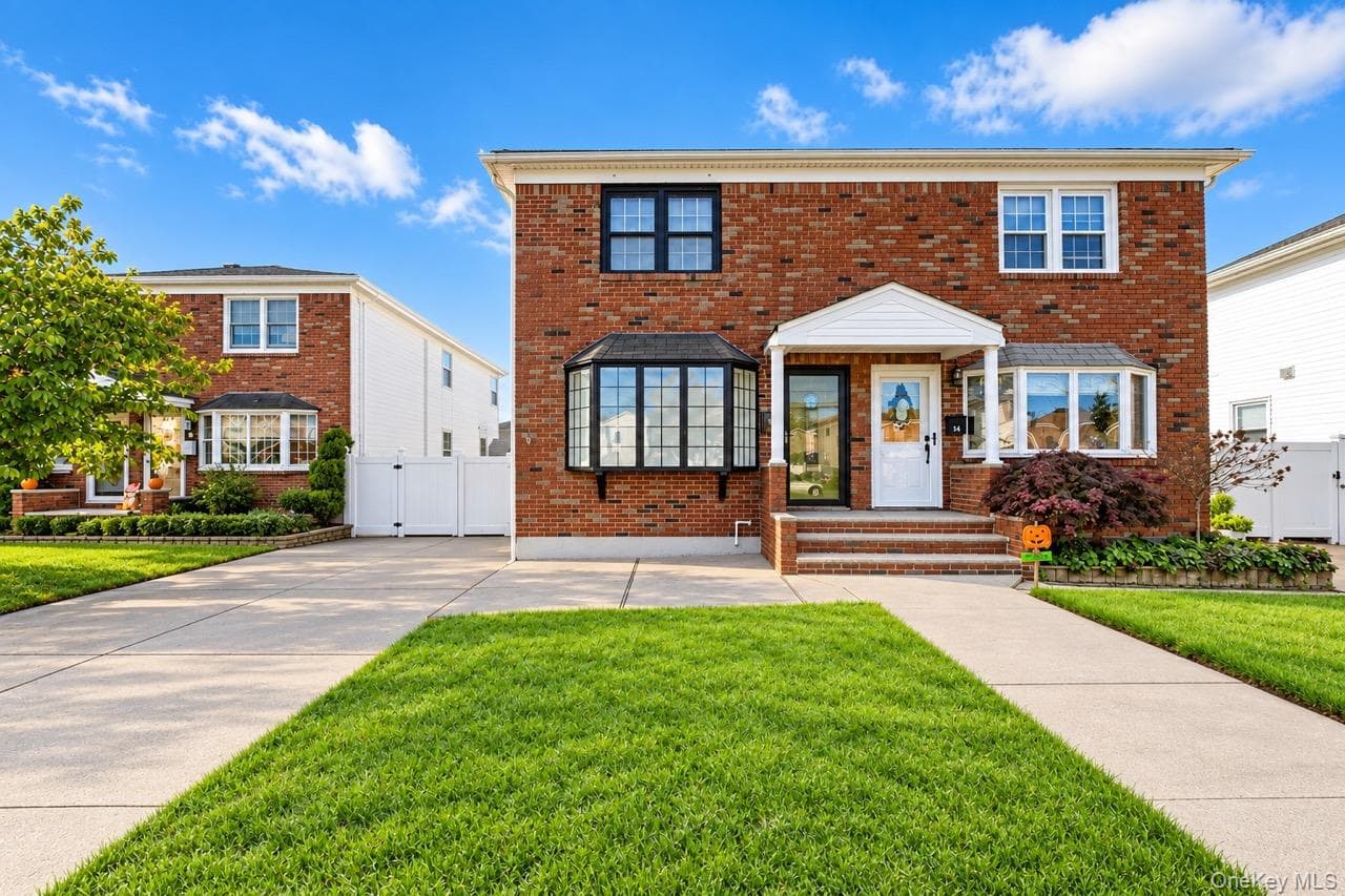10 Hitchcock Avenue, Staten Island