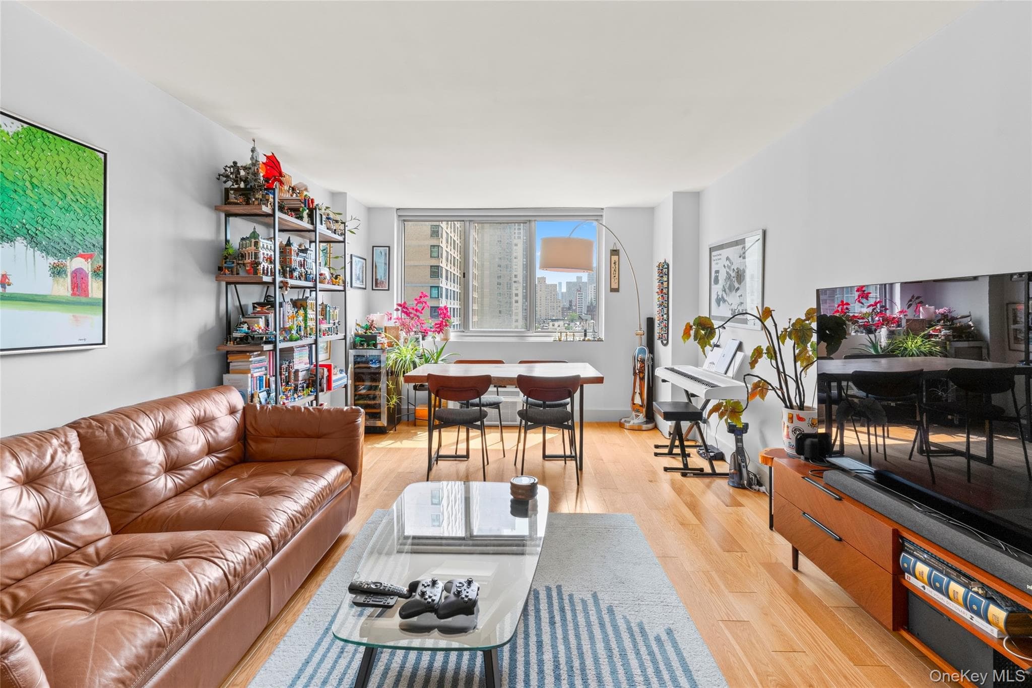 345 E 93rd Street Unit: 13G thumbnail 2