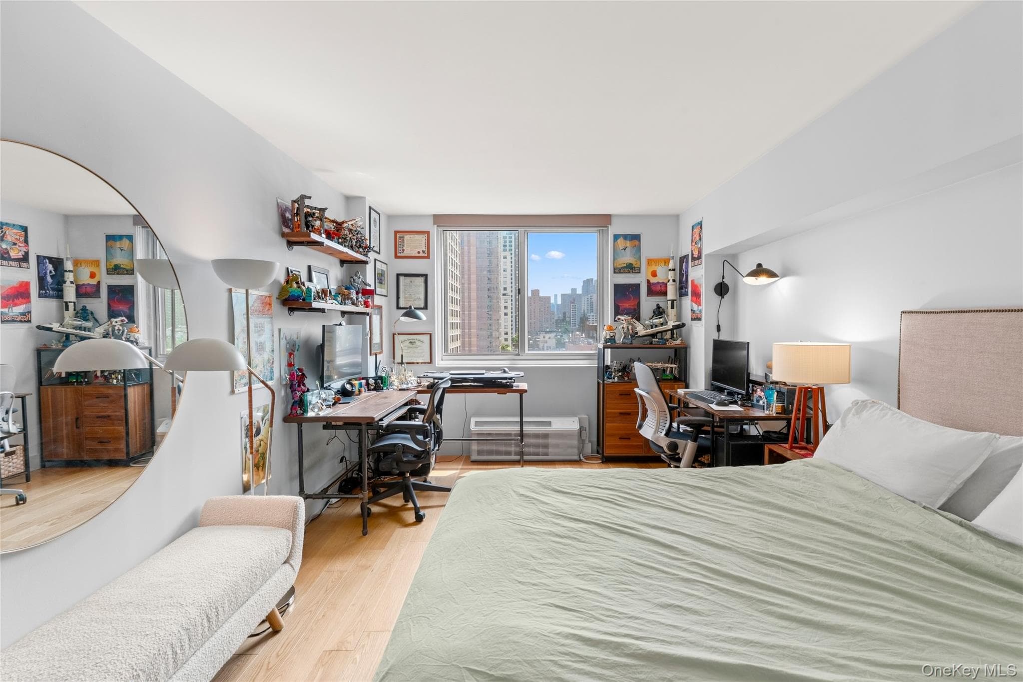 345 E 93rd Street Unit: 13G thumbnail 16