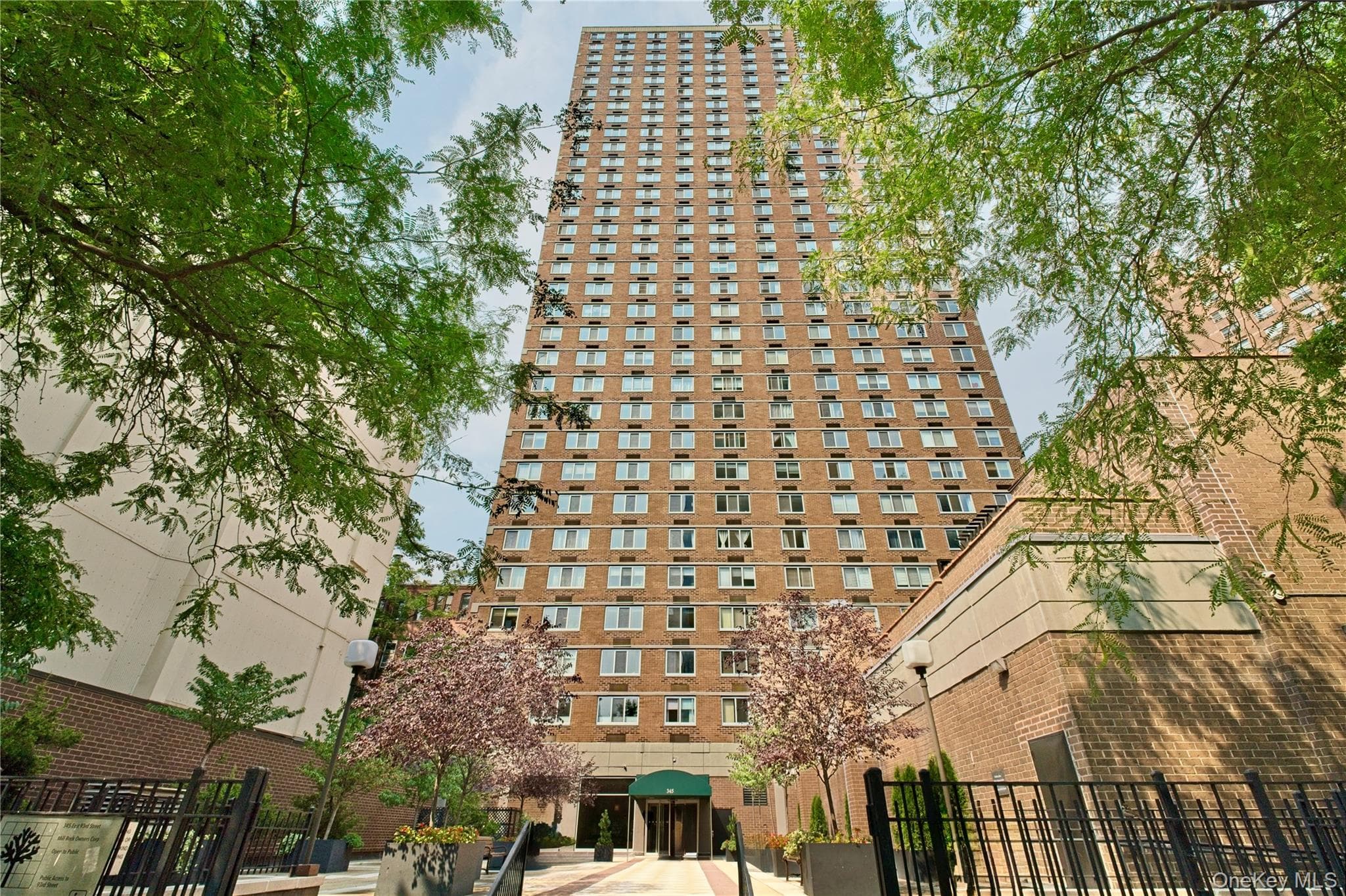 345 E 93rd Street Unit: 13G thumbnail 29