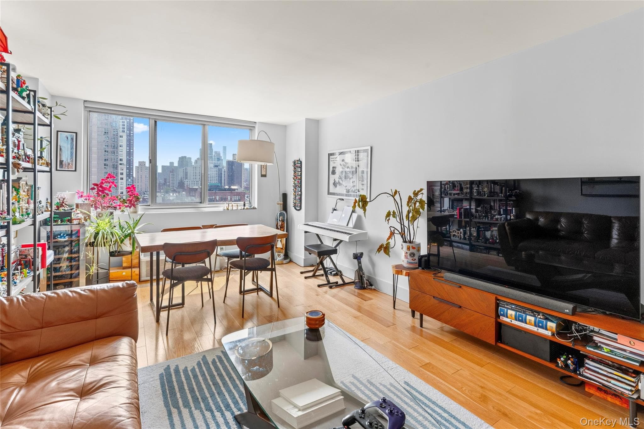 345 E 93rd Street Unit: 13G, New York (manhattan)