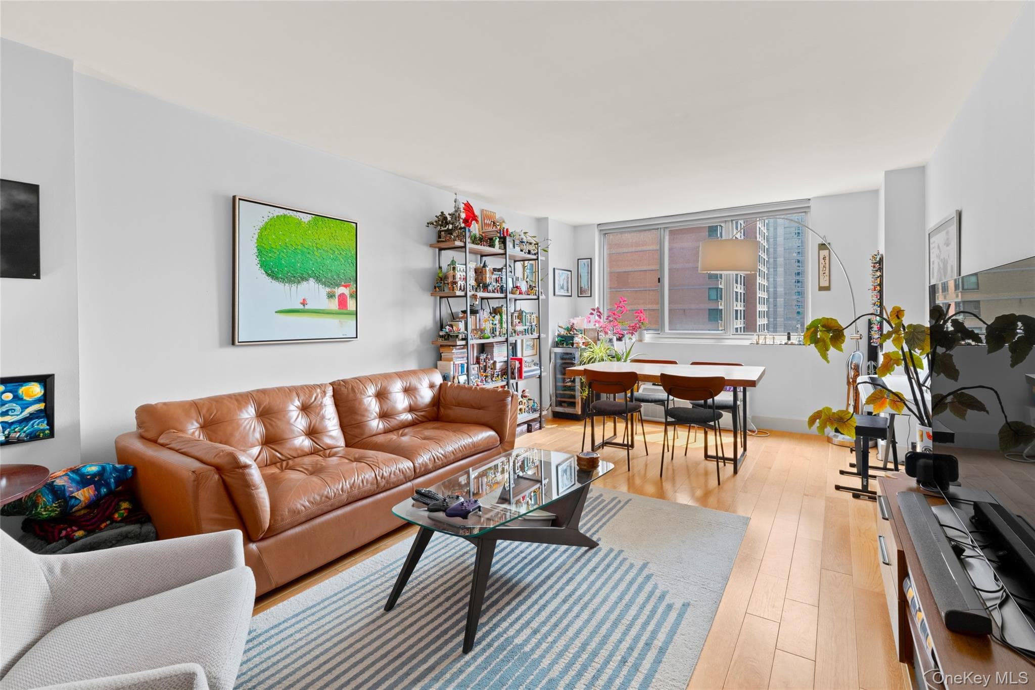 345 E 93rd Street Unit: 13G thumbnail 3