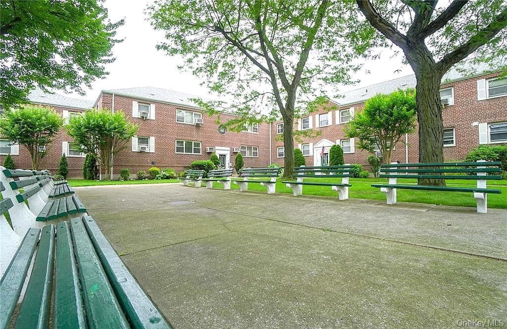 89-25 Shore Parkway Pkwy Unit: 2 thumbnail 8