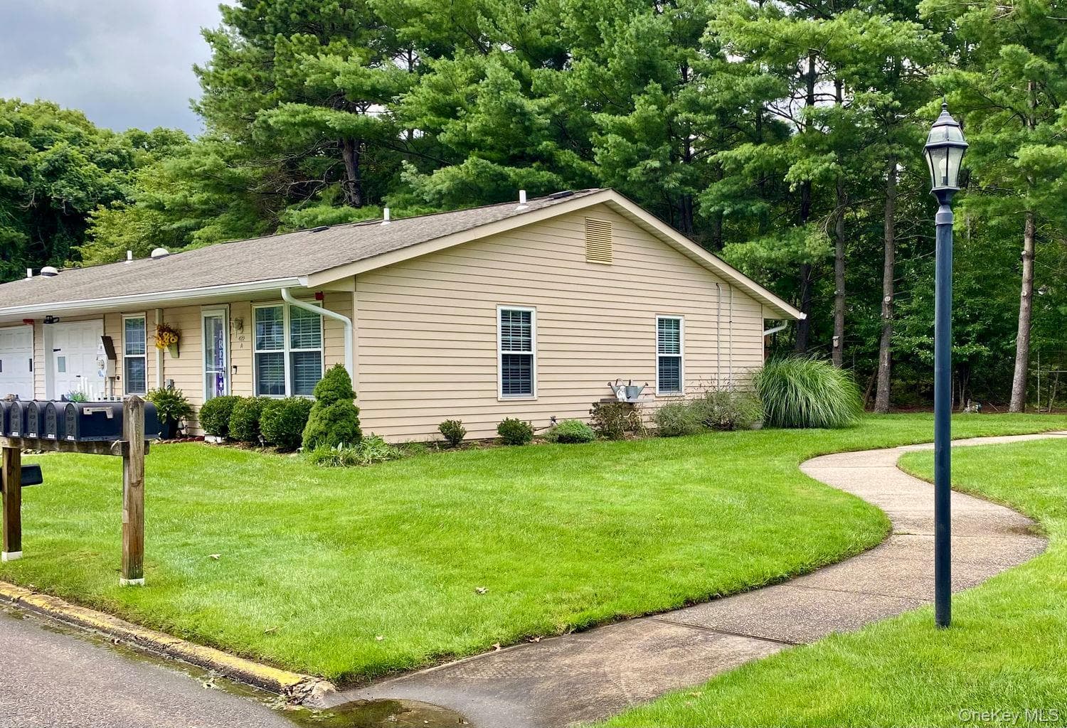 472A Darwen Drive thumbnail 17