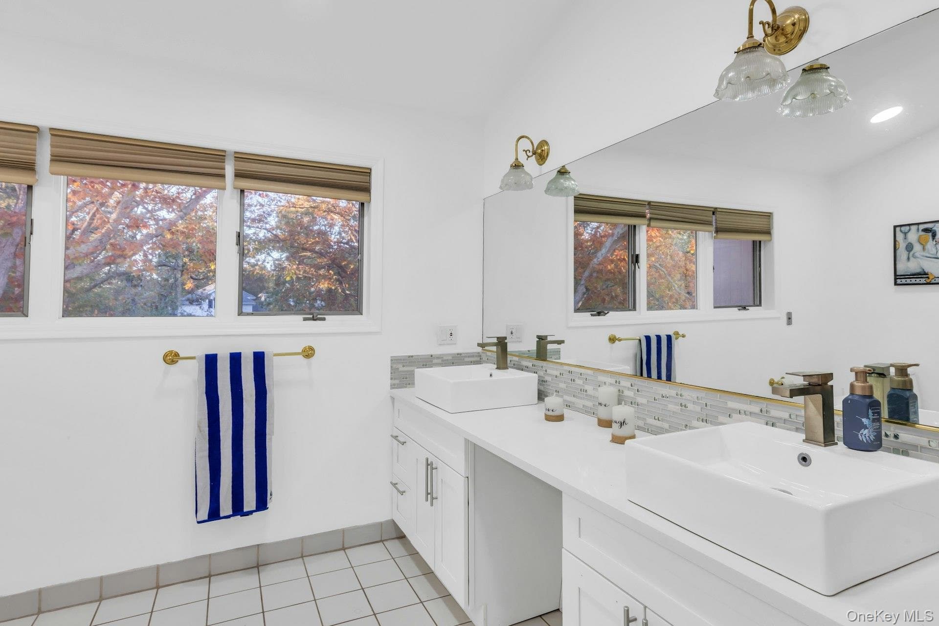 19 Bay Woods Drive thumbnail 33