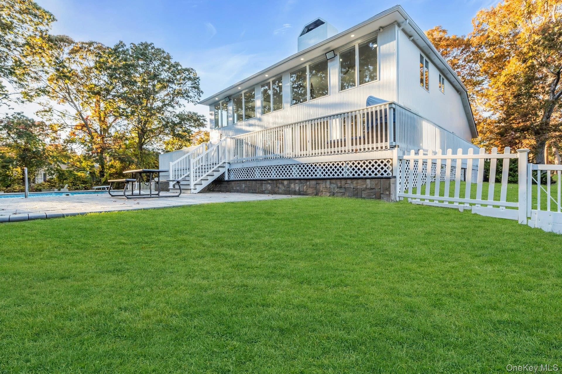 19 Bay Woods Drive thumbnail 42