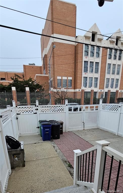 175 Beach 29th Street thumbnail 21