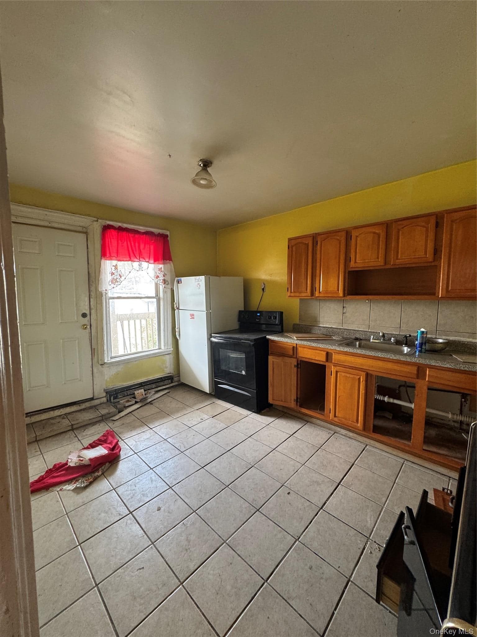 637 Baker Avenue thumbnail 19