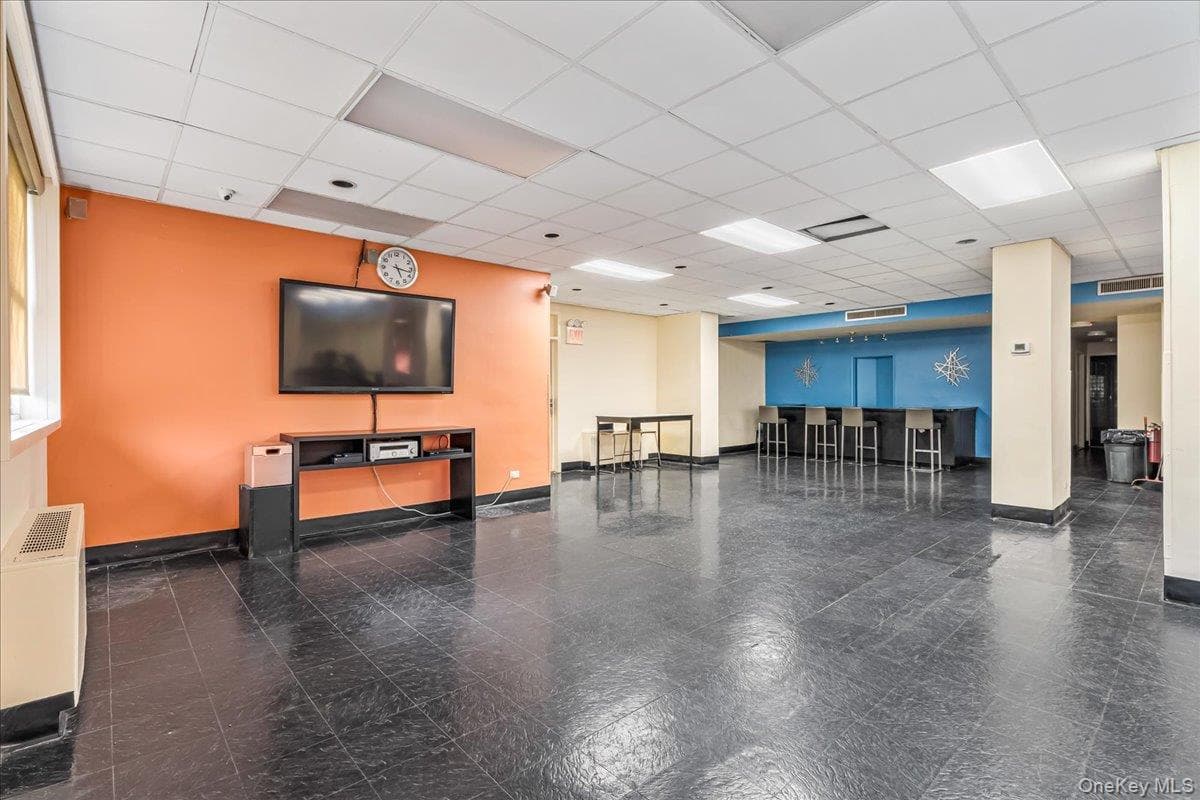 17-85 215th Street Unit: 14D thumbnail 24