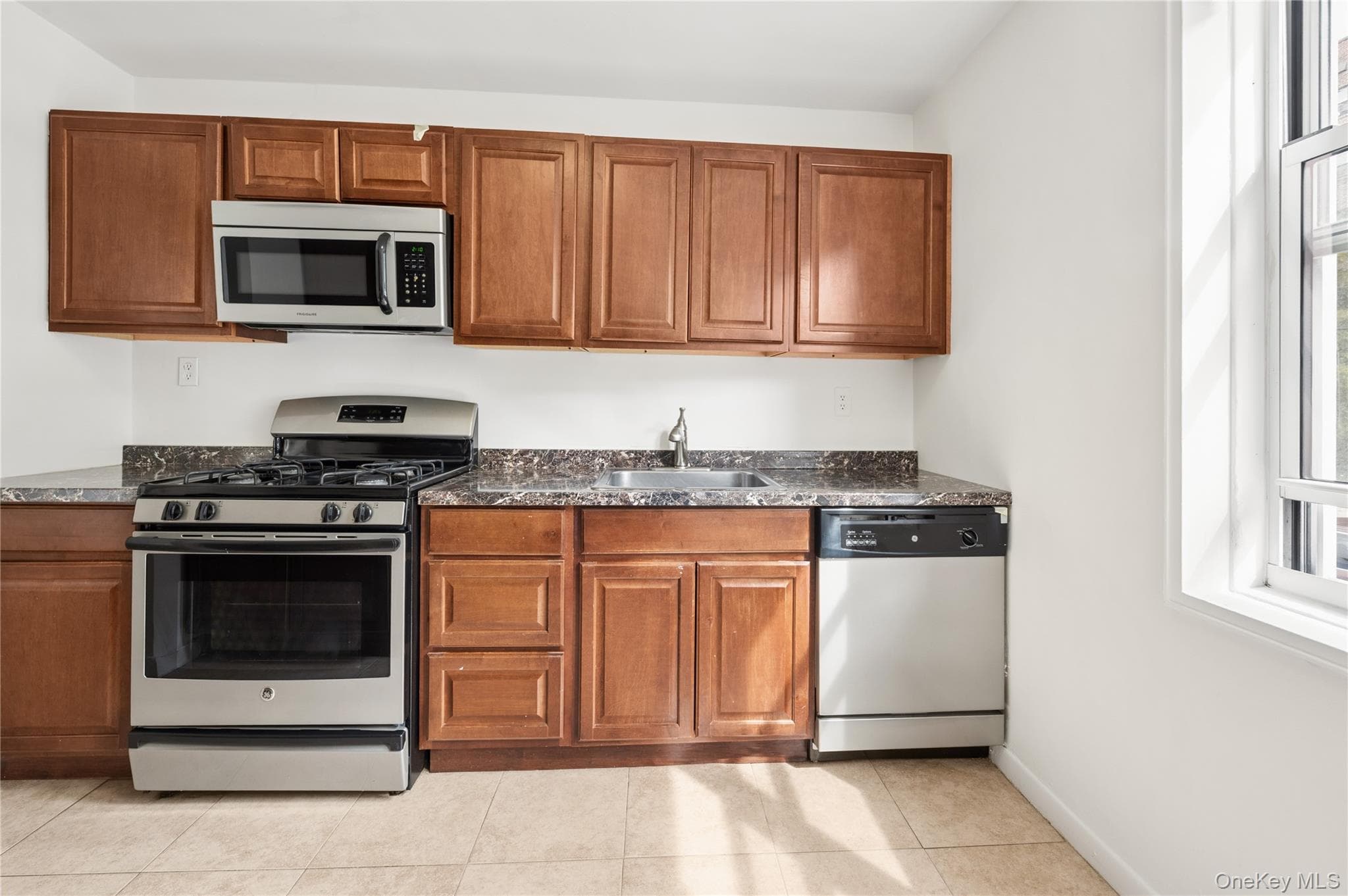 636 N Terrace Avenue Unit: 2B thumbnail 5
