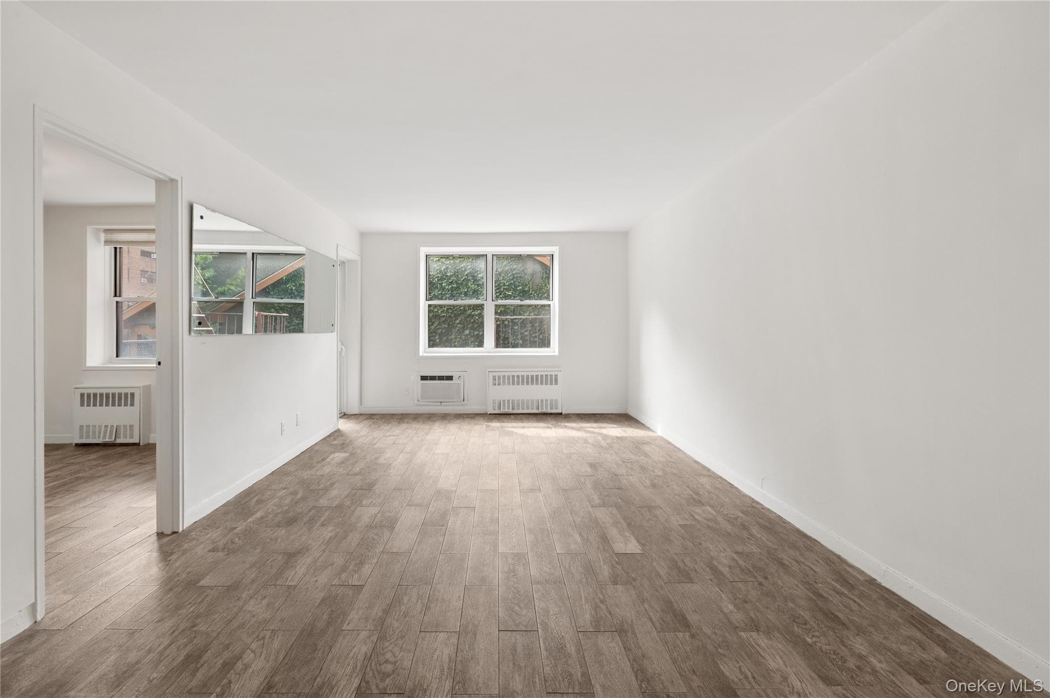 636 N Terrace Avenue Unit: 2B thumbnail 2