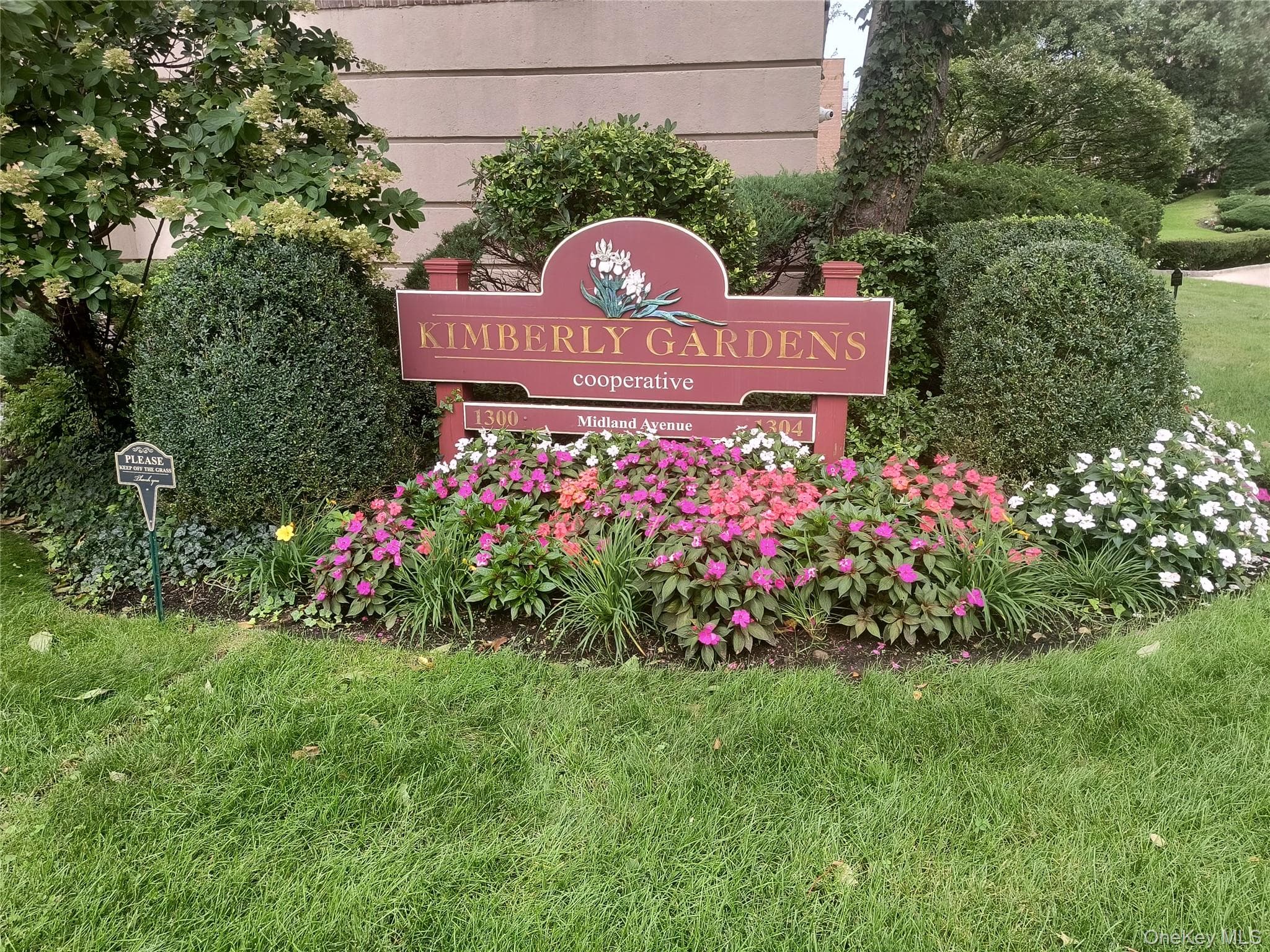 1304 Midland Avenue Unit: B41 thumbnail 17