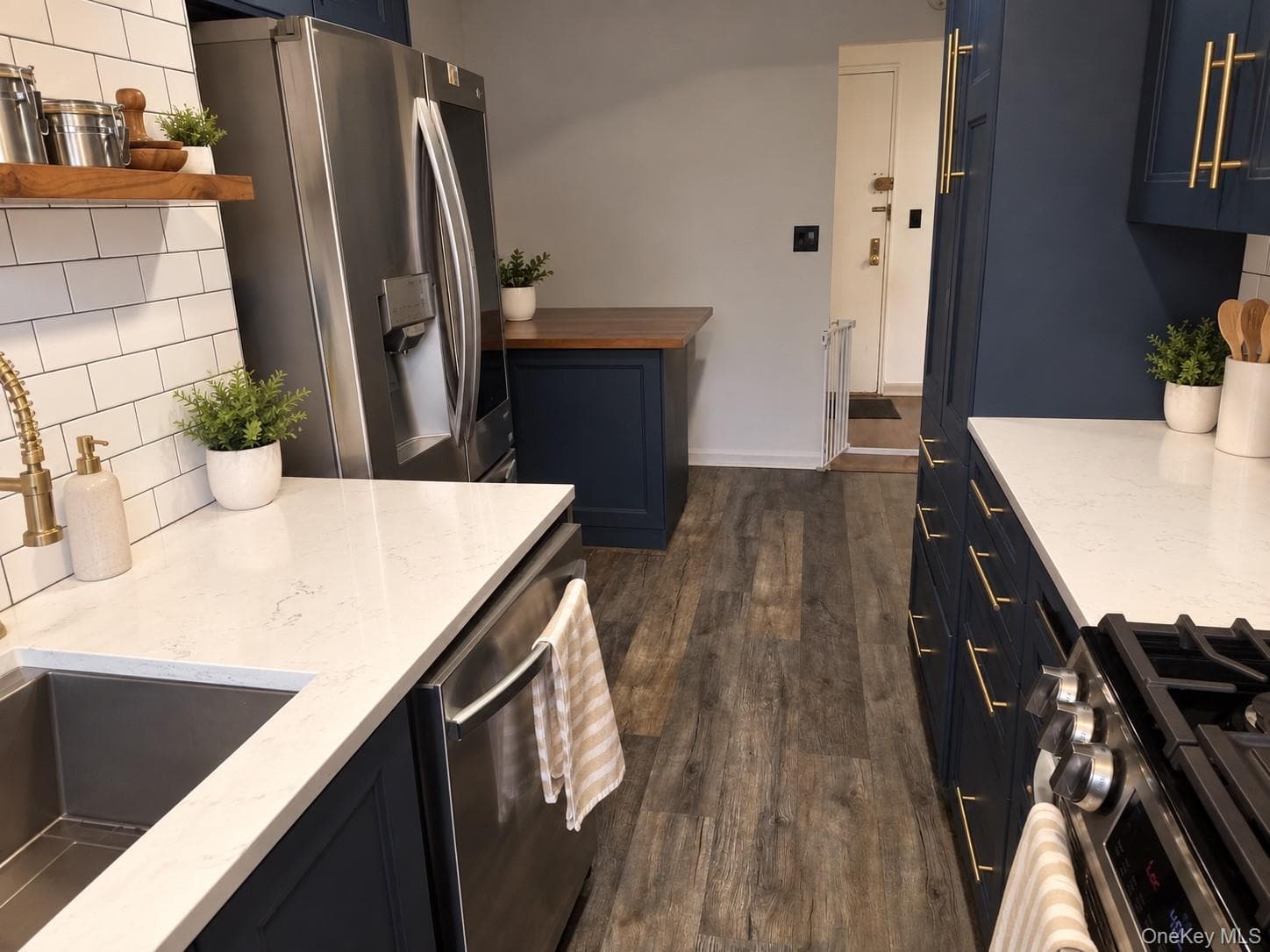 1304 Midland Avenue Unit: B41 thumbnail 6