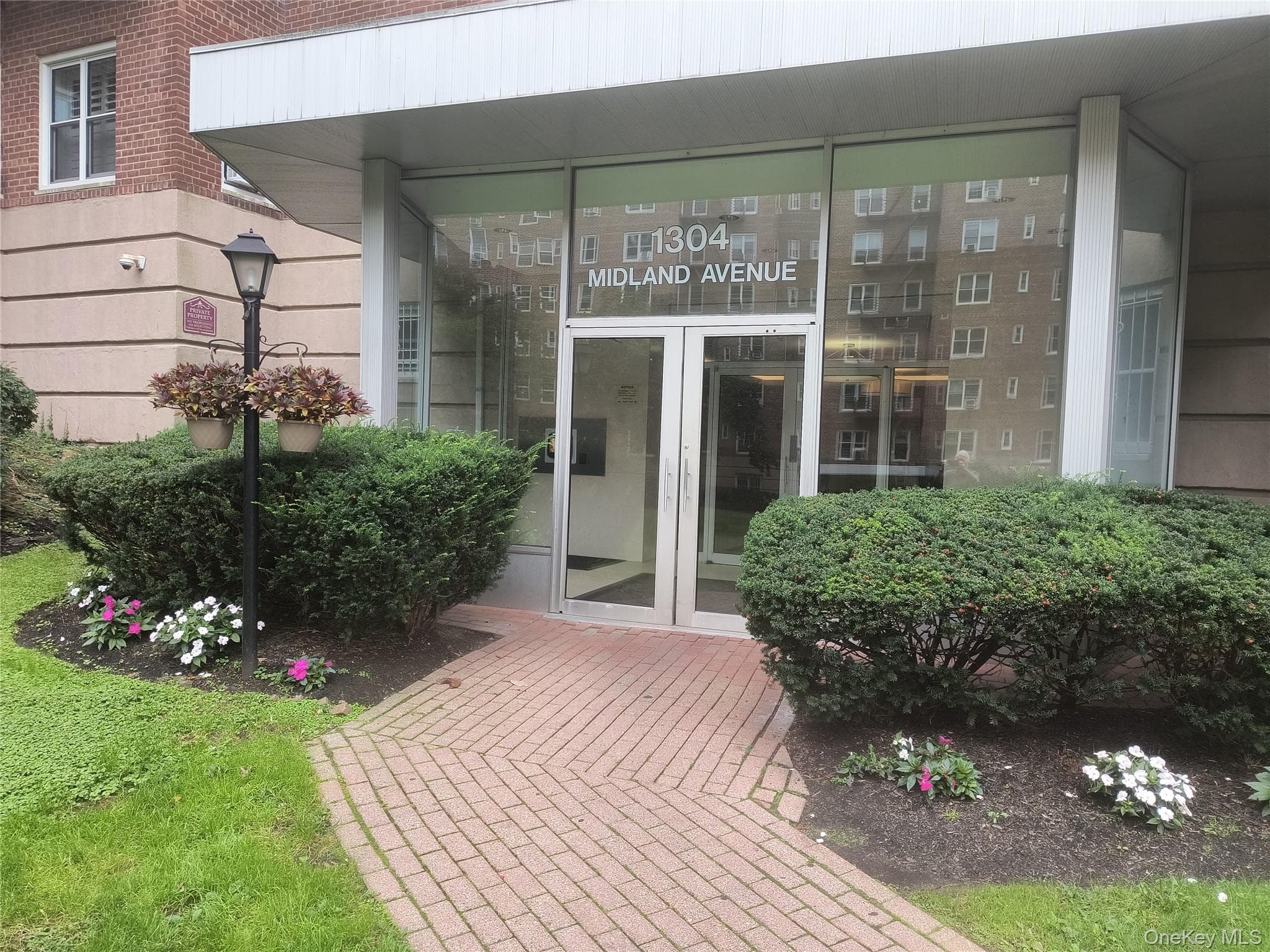 1304 Midland Avenue Unit: B41 thumbnail 18