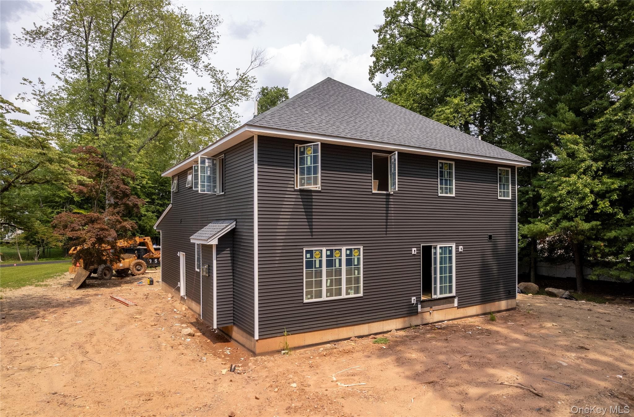 354 Holt Drive thumbnail 4
