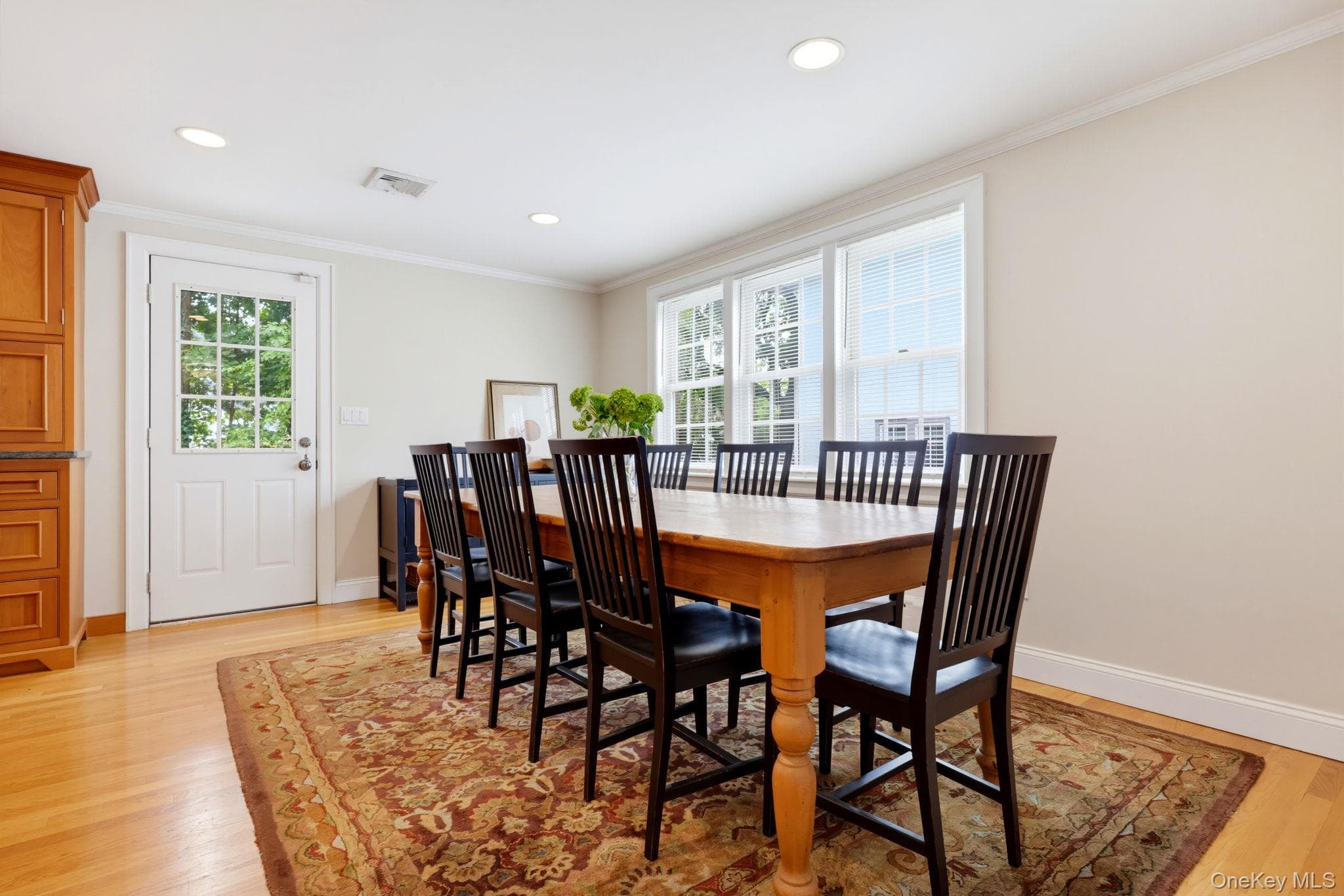 15 Stratton Road thumbnail 14