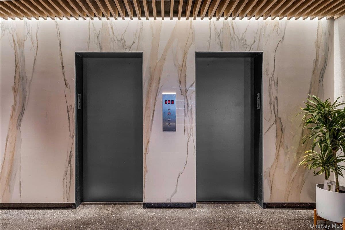 17-85 215th Street Unit: 16H thumbnail 21
