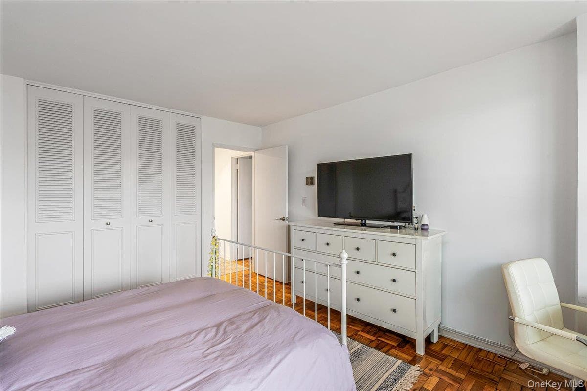 17-85 215th Street Unit: 16H thumbnail 16